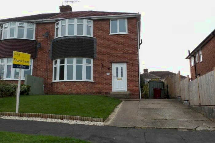 3 Bedroom Semi-Detached House To Rent In Wingerworth, Chesterfield, S42