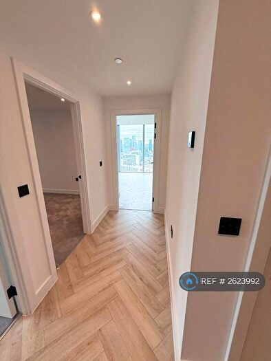 2 Bedroom Flat To Rent In Bankside Boulevard, Manchester City Centre, M3