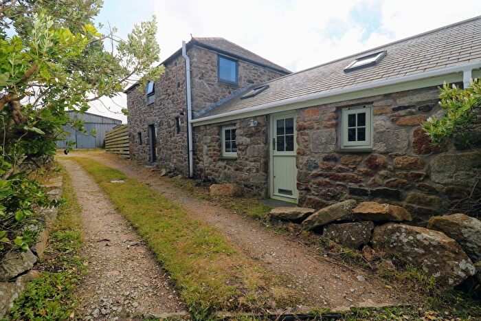 2 Bedroom Barn Conversion For Sale In Badgers Barn, Trewellard, TR19