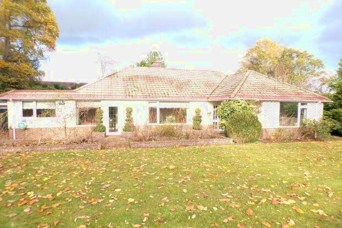 4 Bedroom Bungalow To Rent In Sandy Lane, Lyndhurst, SO43