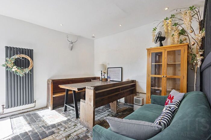 3 Bedroom Semi-detached House For Sale In Queens Mews, Wellington Place, Sandgate, CT20