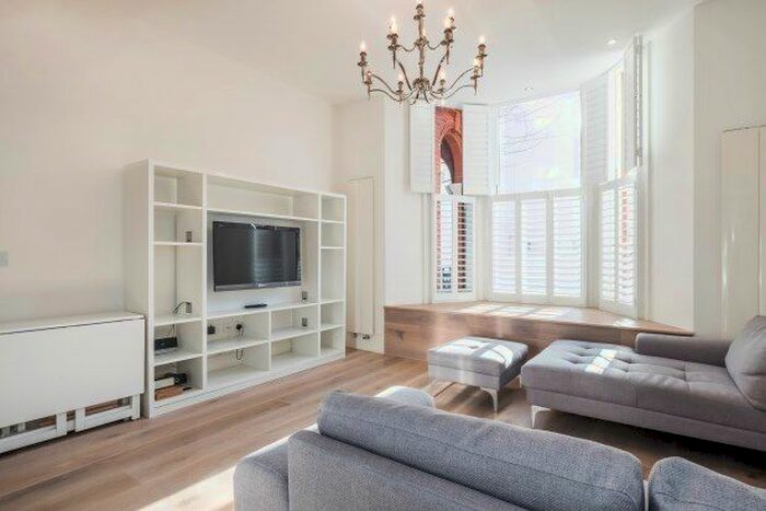 1 Bedroom Flat To Rent In Wetherby Place, London, SW7