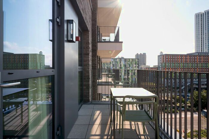 2 Bedroom Flat To Rent In The Gessner, Watermead Way, Tottenham Hale, N17