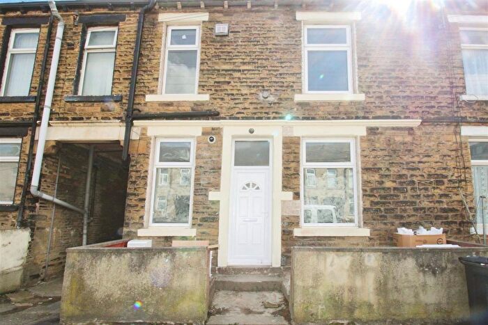 2 Bedroom Terraced House To Rent In Leyburne Street, Bradford, BD8