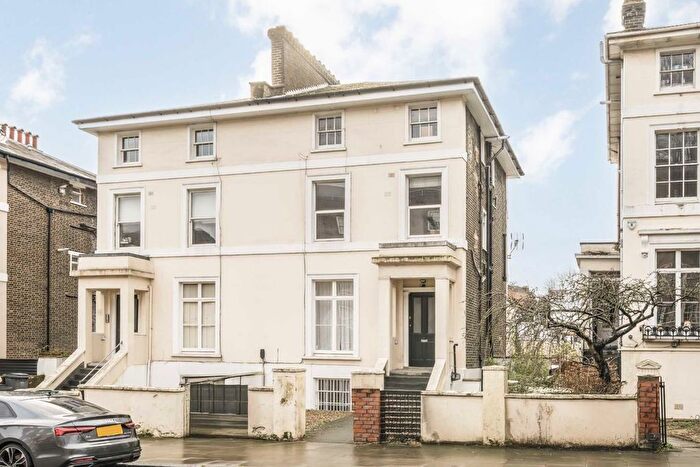 3 Bedroom Flat To Rent In Adelaide Road, London, NW3