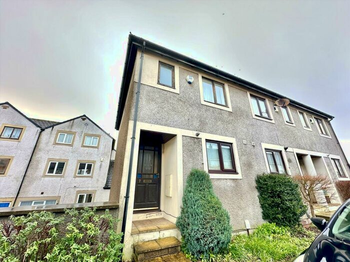 2 Bedroom House To Rent In Troutbeck Road, Lancaster, LA1