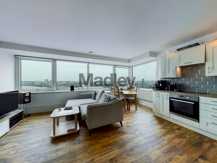 2 Bedroom Flat To Rent In George Beard Road, London, SE8