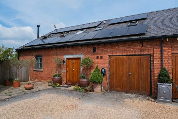 4 Bedroom Barn Conversion For Sale In Luxury Gated Development In Ridley, CW6
