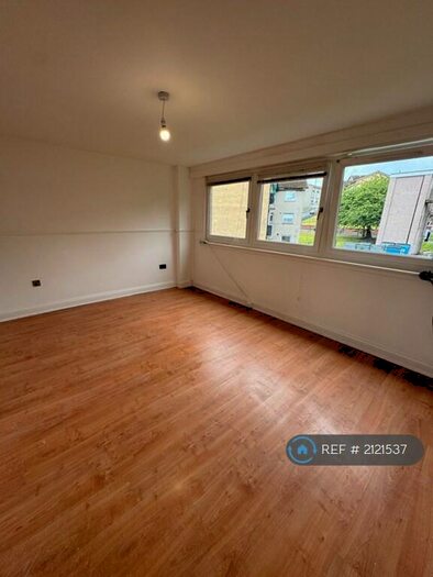2 Bedroom Maisonette To Rent In Ross Place, Rutherglen, Glasgow, G73