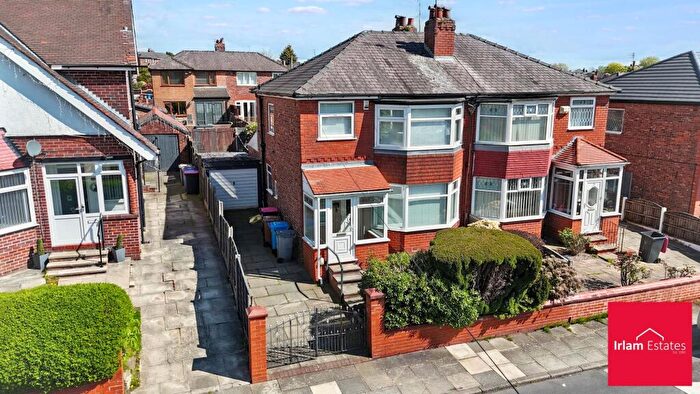 3 Bedroom Semi Detached House For Sale In Kingsway, Swinton, M27