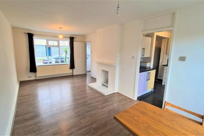 3 Bedroom Terraced House To Rent In Ford Street, London, London, E16