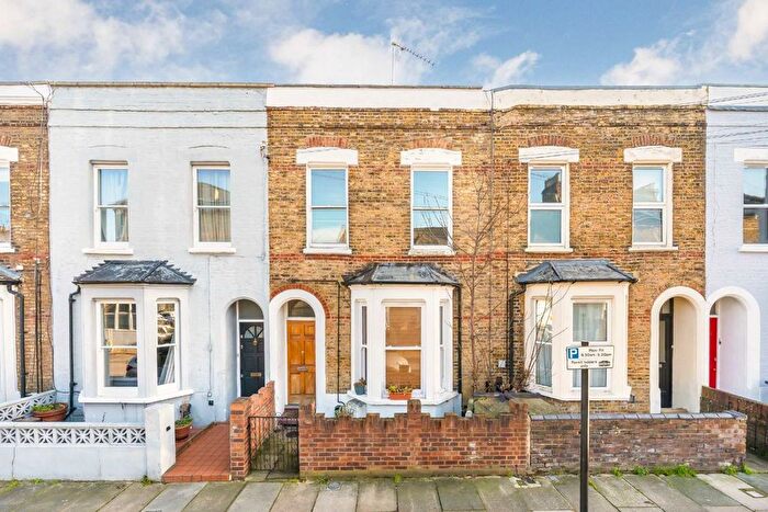 2 Bedroom Flat For Sale In Tintern Street, Clapham, SW4