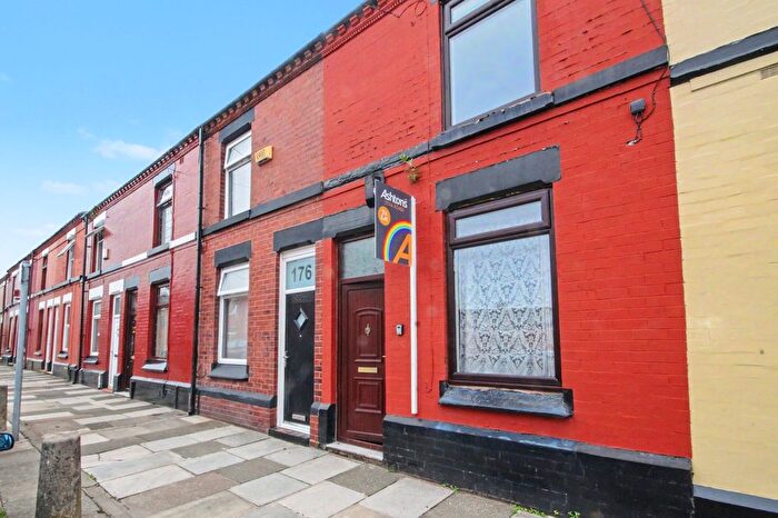 2 Bedroom Property To Rent In Hardshaw Street, St. Helens, WA10