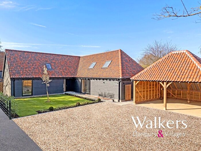 4 Bedroom Detached House For Sale In Brent Hall Road, Finchingfield, CM7
