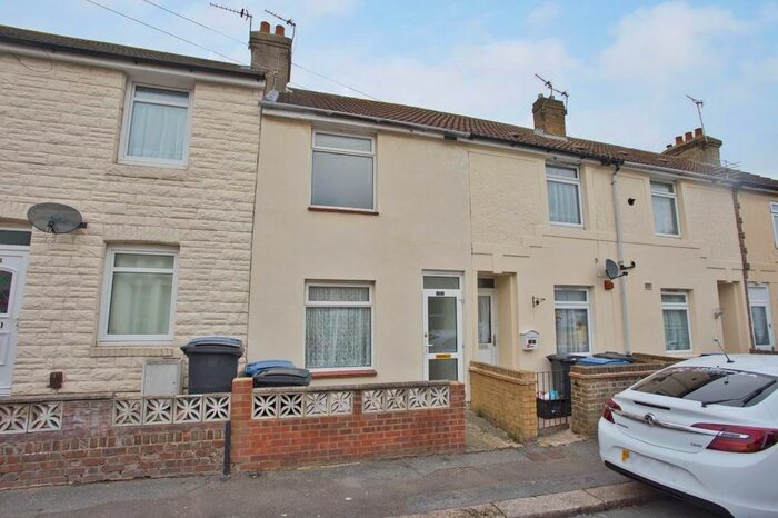 2 Bedroom Terraced House To Rent In Wyndham Road, Dover, CT17