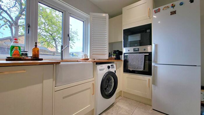 4 Bedroom Bungalow For Sale In Talbot Avenue, Orton Longueville, Peterborough, PE2