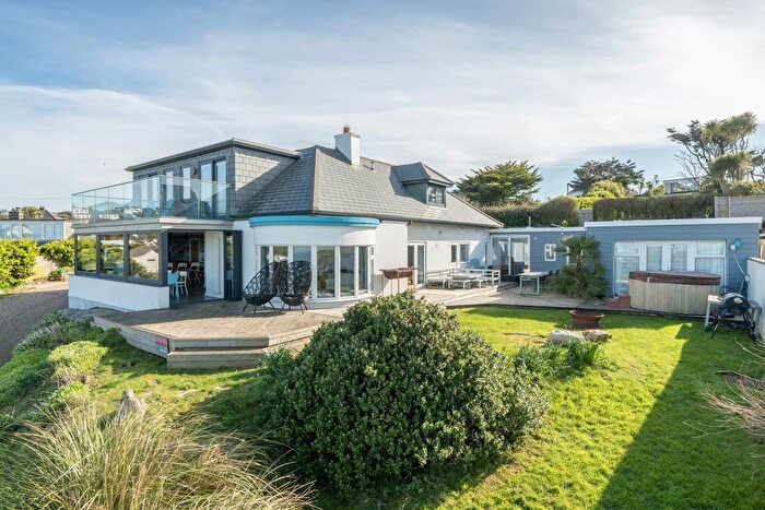 5 Bedroom Detached House For Sale In Mawgan Porth, Cornwall, TR8