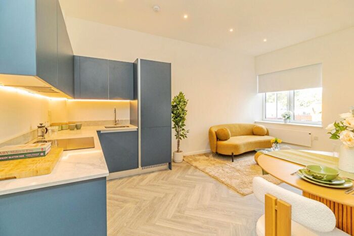 2 Bedroom Flat For Sale In Plot Caldecotte Lakes, Milton Keynes, MK7