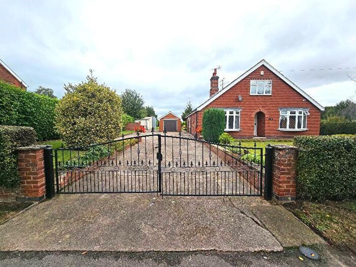 3 Bedroom Detached Bungalow For Sale In New Hill, Walesby, Newark, NG22