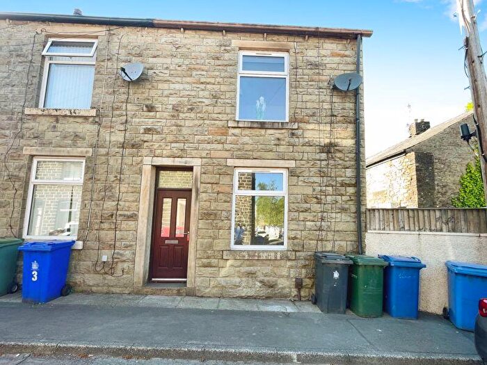 2 Bedroom Terraced House To Rent In Rockcliffe Street, Rawtenstall., BB4