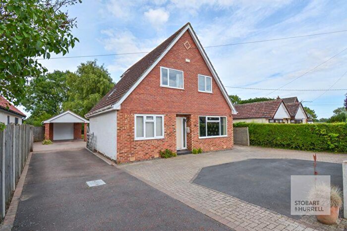 4 Bedroom Detached House For Sale In Bernard Close, Rackheath, Norfolk, NR13