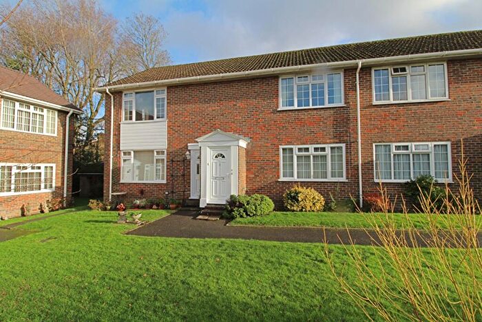 2 Bedroom Flat To Rent In Clerks Acre, Hassocks, BN6