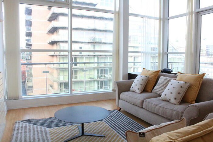 2 Bedroom Apartment To Rent In Century Buildings, St Mary's Parsonage, City Centre, M3