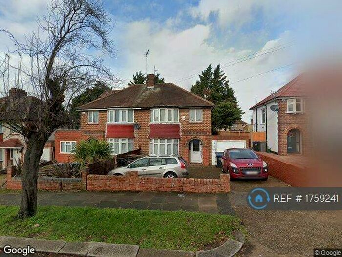 3 Bedroom Semi-Detached House To Rent In Wykeham Hill, Wembley, HA9