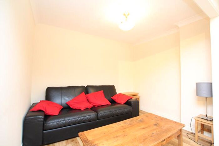 5 Bedroom Terraced House To Rent In Thomas Way - Stoke Park, BS16
