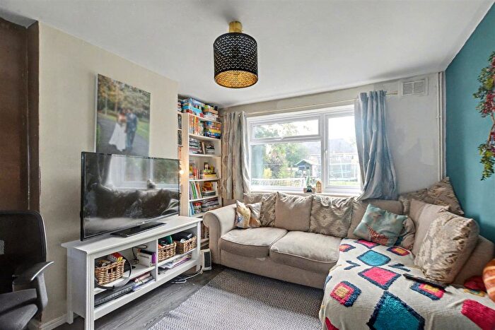3 Bedroom Semi-detached House For Sale In Ewe Lamb Lane, Bramcote, Nottingham, NG9
