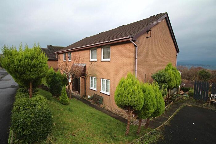 2 Bedroom Flat For Sale In Doune Gardens, Gourock, PA19