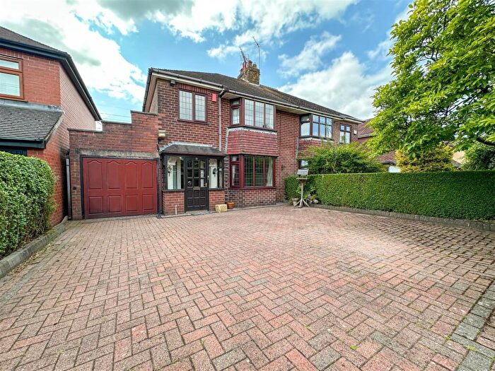 3 Bedroom Semi-Detached House For Sale In Southlowe Road, Werrington, ST9