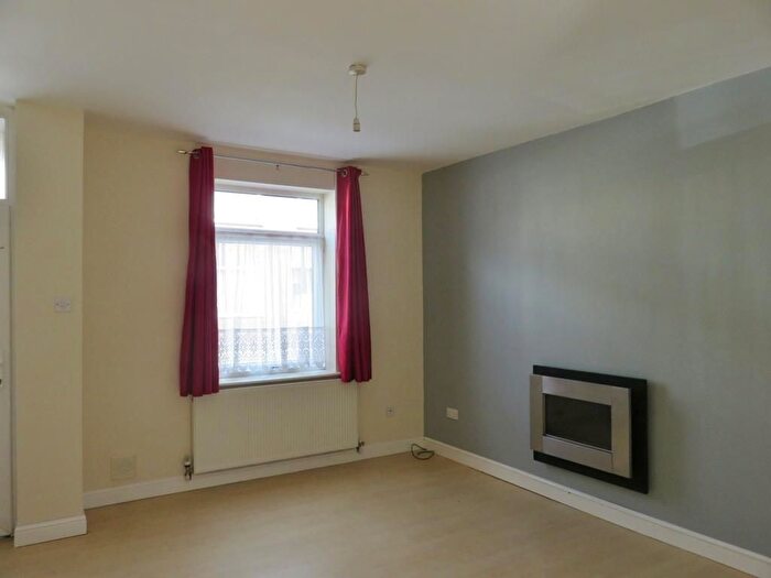 2 Bedroom Detached House To Rent In Wynburg Street, Hull, HU9
