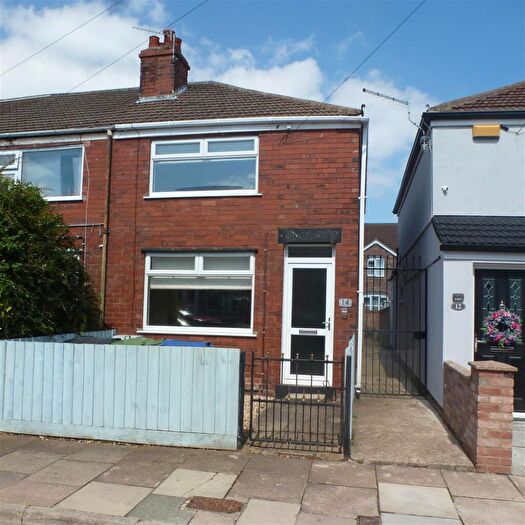 2 Bedroom Terraced House To Rent In Hinkler Street, Cleethorpes, DN35