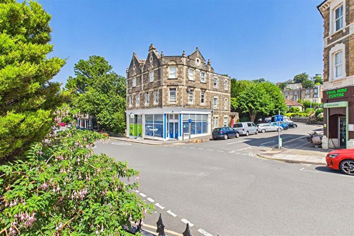3 Bedroom Flat For Sale In Gardens Road, Clevedon, BS21
