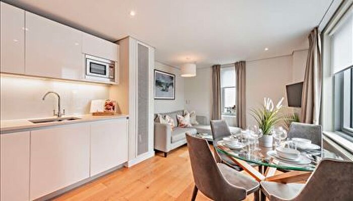 3 Bedroom Flat To Rent In Merchant Square East, London, W2