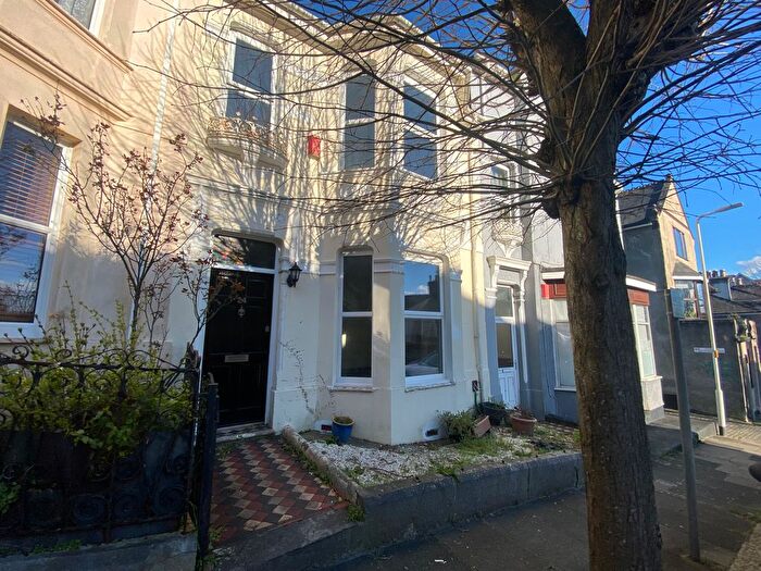 3 Bedroom Terraced House To Rent In Seymour Avenue, Plymouth, PL4