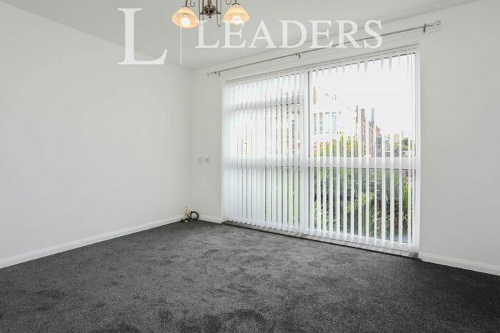 2 Bedroom Apartment To Rent In Beach Station Road, Felixstowe, IP11