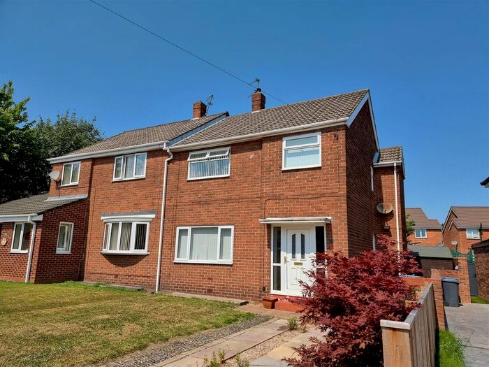 3 Bedroom Semi-Detached House To Rent In Conyers Avenue, Chester Le Street, DH2