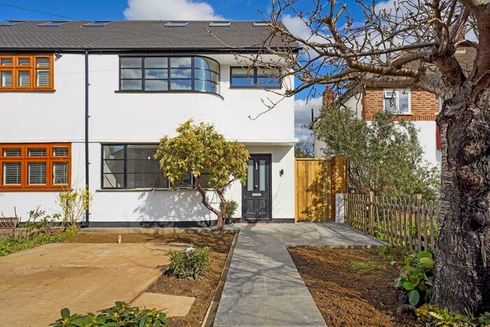 4 Bedroom Property To Rent In Ashley Drive, Whitton, Twickenham, TW2