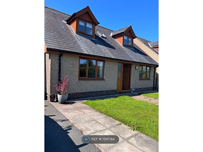 2 Bedroom Detached House To Rent In Parc Gwyrdd, Tywyn, LL36