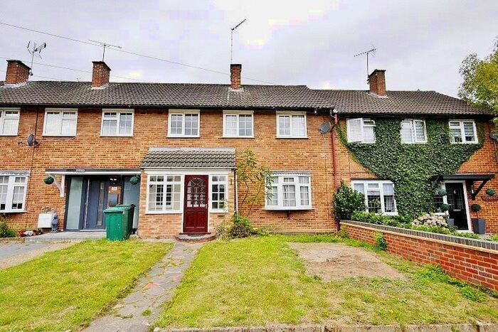 3 Bedroom Terraced House To Rent In Knights Way, Brentwood, CM13