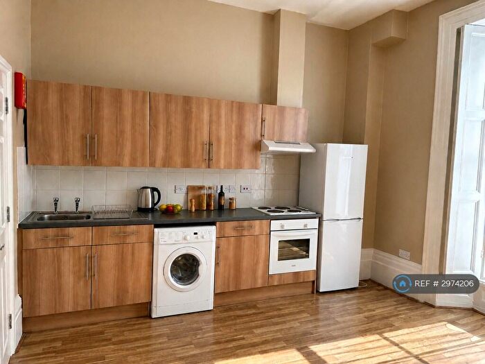 2 Bedroom Flat To Rent In Whiteladies Road, Bristol, BS8