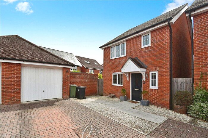 3 Bedroom Detached House For Sale In Wadham Close, Romsey, Hampshire, SO51