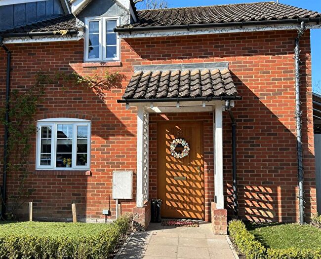 2 Bedroom End Of Terrace House For Sale In Greenbury Close, Barley, Royston, Herts, SG8