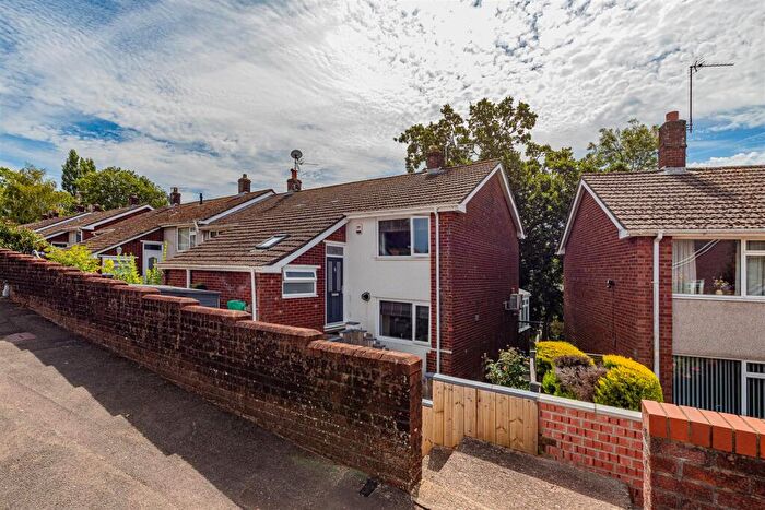 3 Bedroom House For Sale In Torrens Drive, Lakeside, Cardiff, CF23