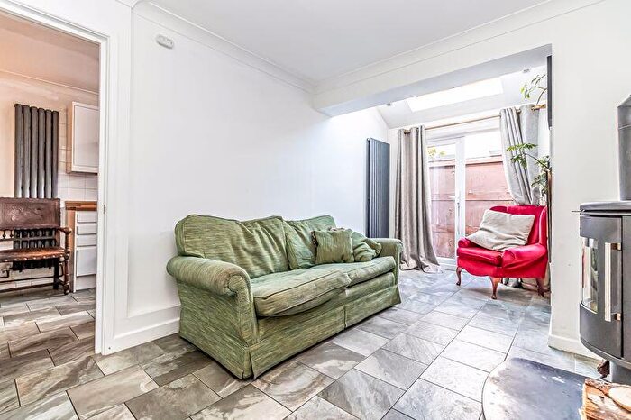 1 Bedroom End Of Terrace House For Sale In Melrose Close, Southsea, PO4