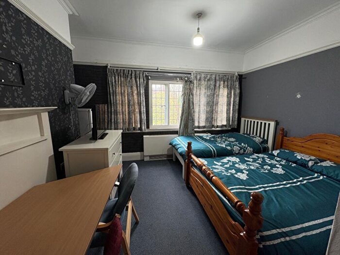 1 Bedroom Apartment To Rent In Room, Handsworth Wood Road, Birmingham, B20