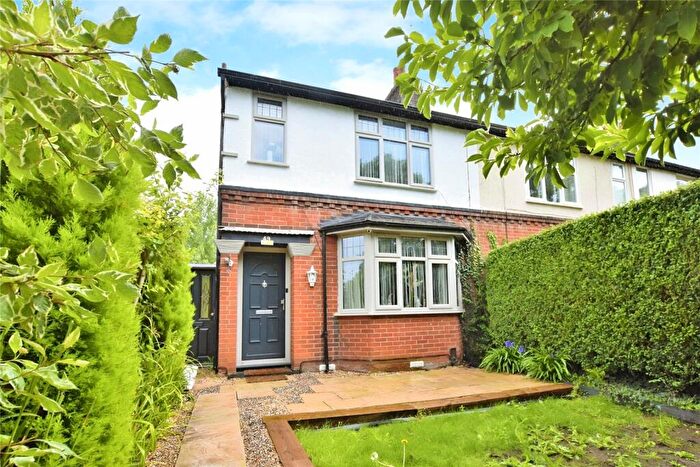3 Bedroom End Of Terrace House For Sale In Cowdray Avenue, Colchester, Essex, CO1