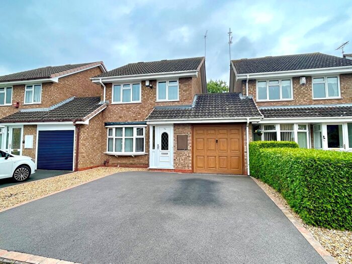 3 Bedroom Detached House For Sale In Blackbrook Way, Moseley Green, Wolverhampton, WV10